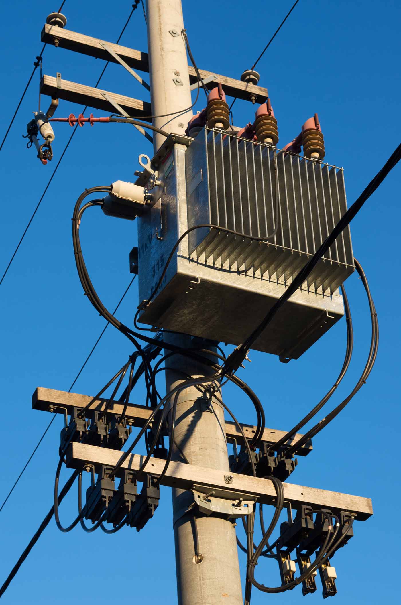 transformer-getty-1166102502 a transformer on a distribution pole